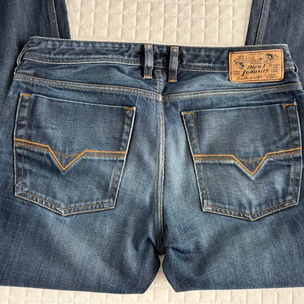 Diesel Zatiny Jeans Mens 34x35 Blue Dark Wash Bootcut Stretch Made In Italy - Picture 2 of 7